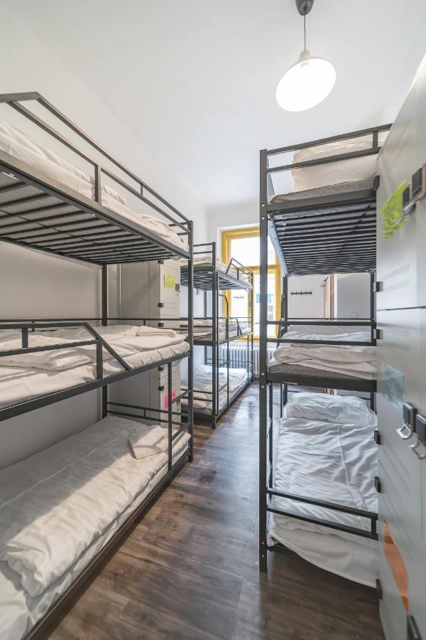 Hostel Orange Prága Kültér fotó
