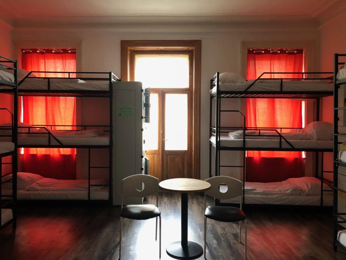 Hostel Orange Prága Kültér fotó