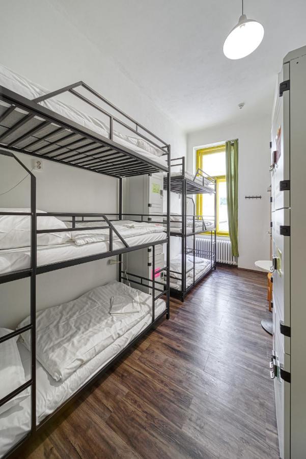 Hostel Orange Prága Kültér fotó