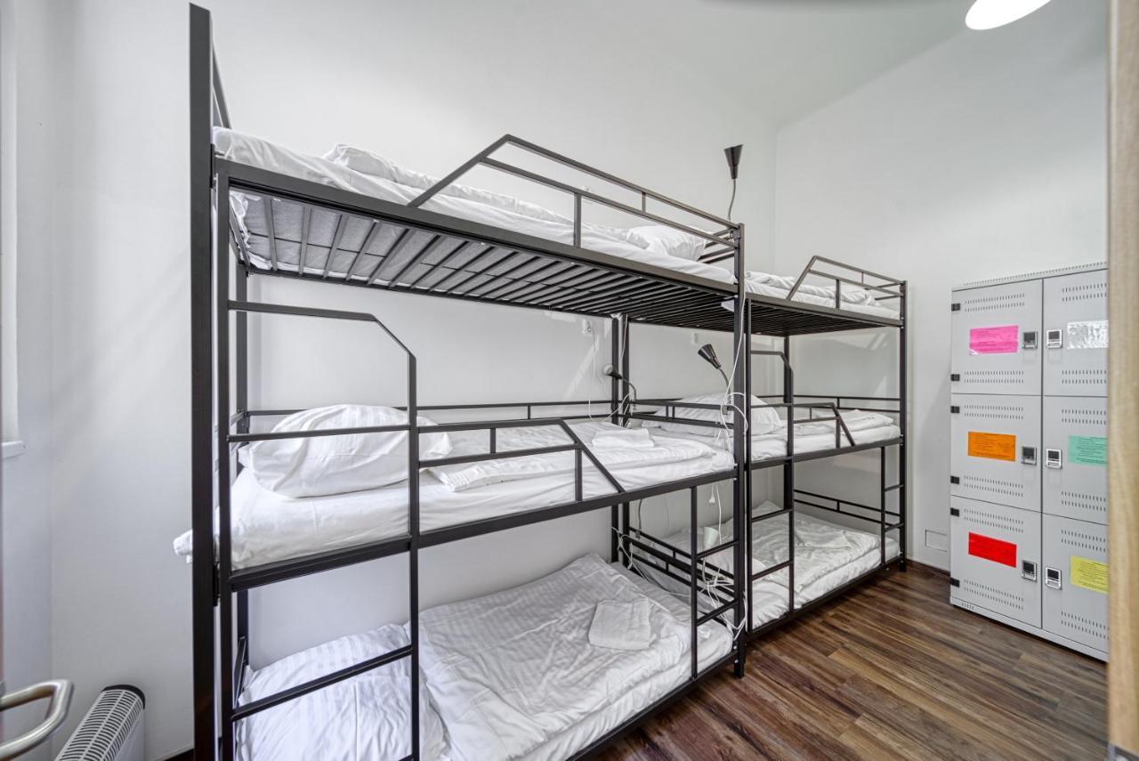 Hostel Orange Prága Kültér fotó