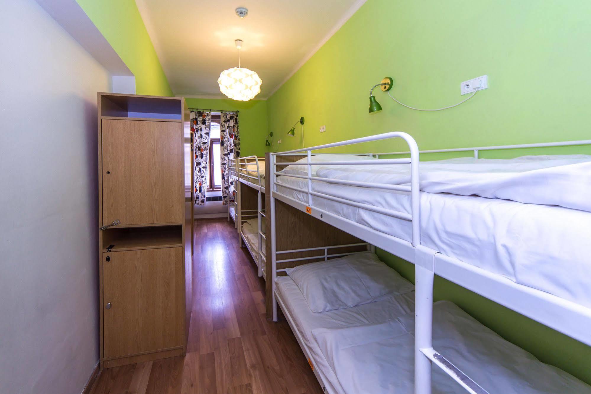 Hostel Orange Prága Kültér fotó