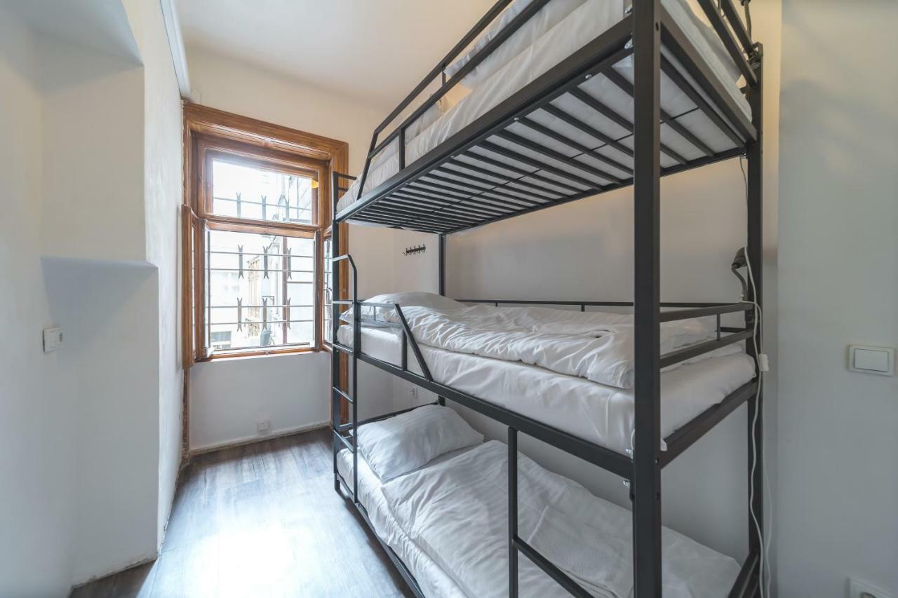 Hostel Orange Prága Kültér fotó
